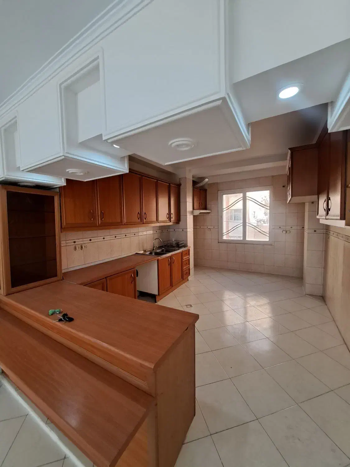 ۱۳۵متر ۳خواب تکواحدی پونک شهرک نفت