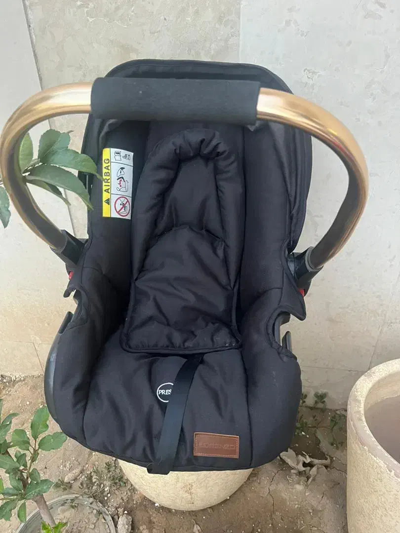 کالسکه بچه|کالسکه و لوازم جانبی|فردیس, شهرک ناز|دیوار