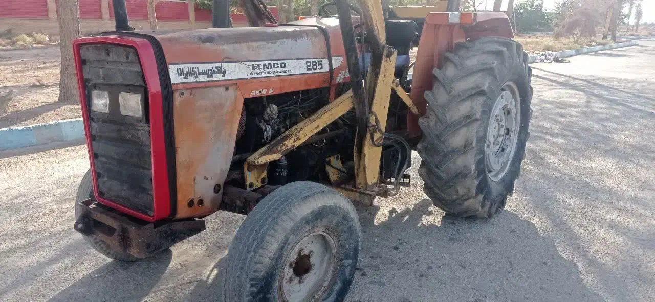 تراکتور 285 مدل 82|خودرو سنگین|برخوار, |دیوار