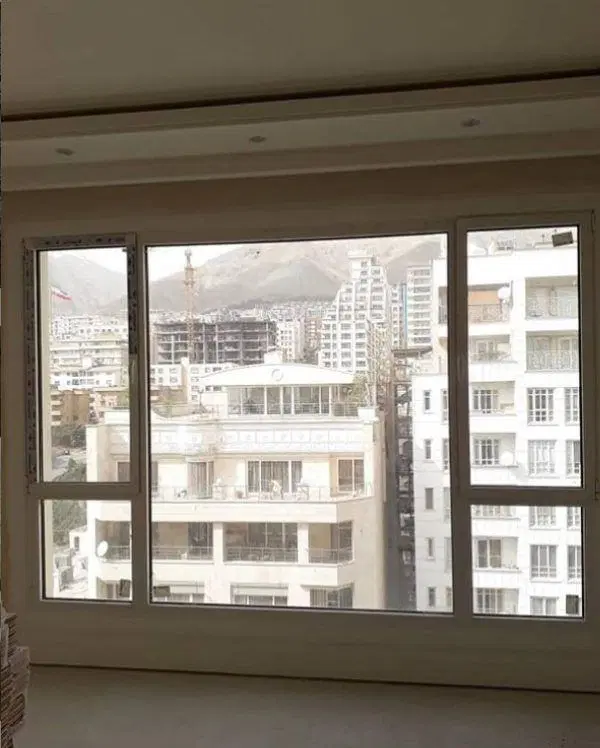فروش و اجرای تخصصی درب و پنجره UPVC قیمت مناسب|خدمات پیشه و مهارت|تهران, بازار آهن|دیوار