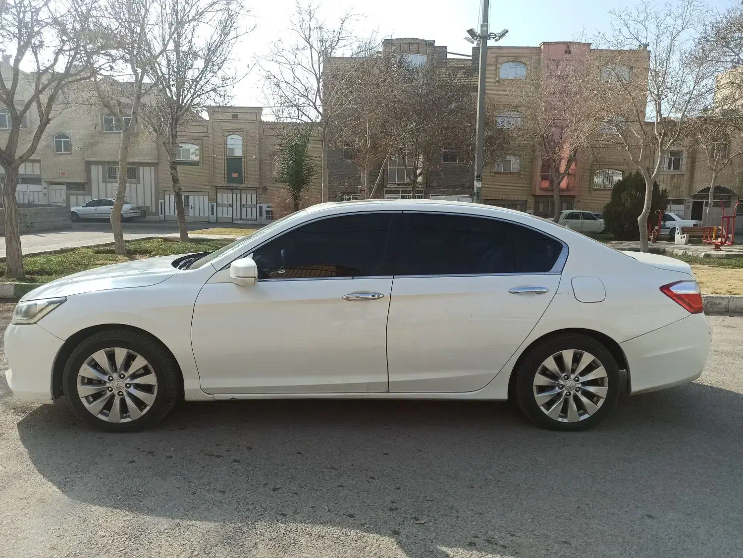 آکورد|خودرو سواری و وانت|اصفهان, دانشگاه اصفهان|دیوار