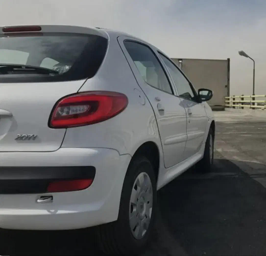 207iدستی مدل 1404|خودرو سواری و وانت|بوشهر, |دیوار