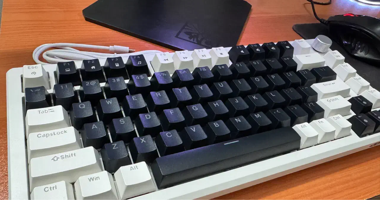 کیبورد گیمینگ مکانیکال|قطعات و لوازم جانبی رایانه|مشهد, چهارچشمه|دیوار