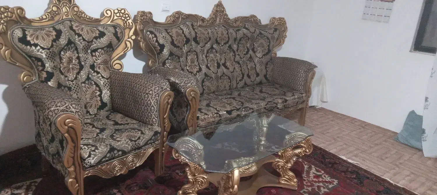 مبل راحتی ۷  نفره|مبلمان خانگی و میز عسلی|مراغه, |دیوار