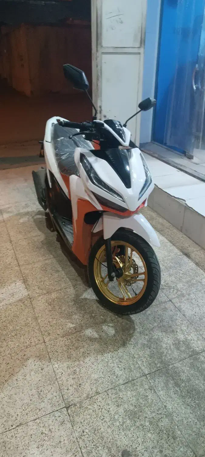 موتور کلیک|موتورسیکلت|شیراز, گویم|دیوار