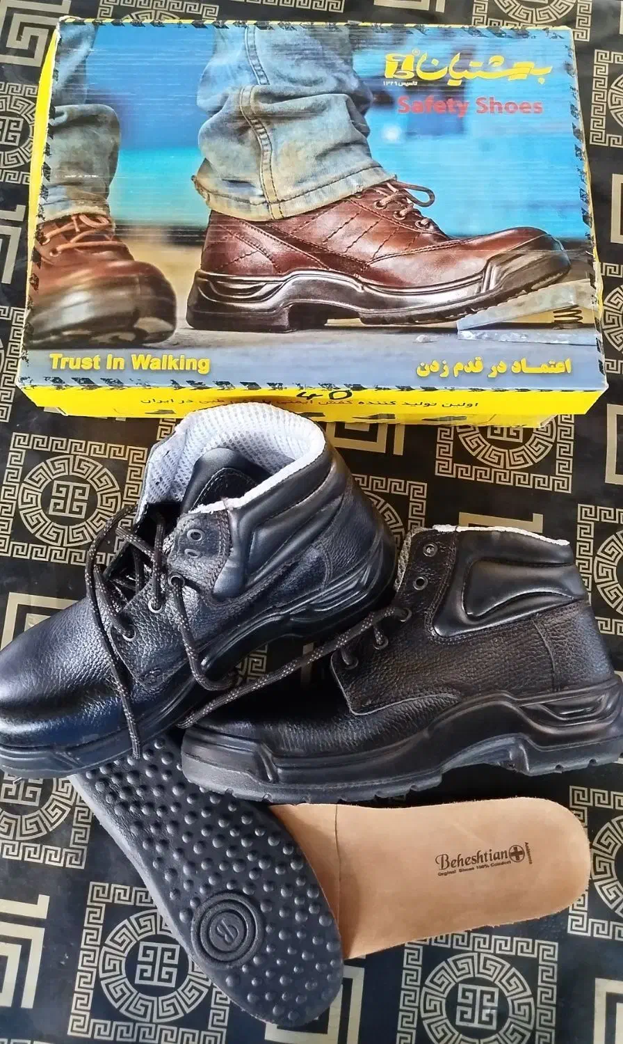 کفش کار بهشتیان سایز ۴۰|کیف، کفش، کمربند|فلاورجان, |دیوار