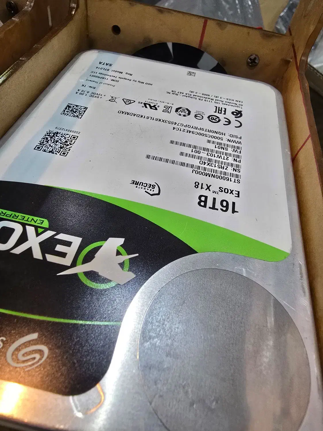 هارد هارد ۱۶ترابایت اصلی|قطعات و لوازم جانبی رایانه|قم, صفائیه|دیوار