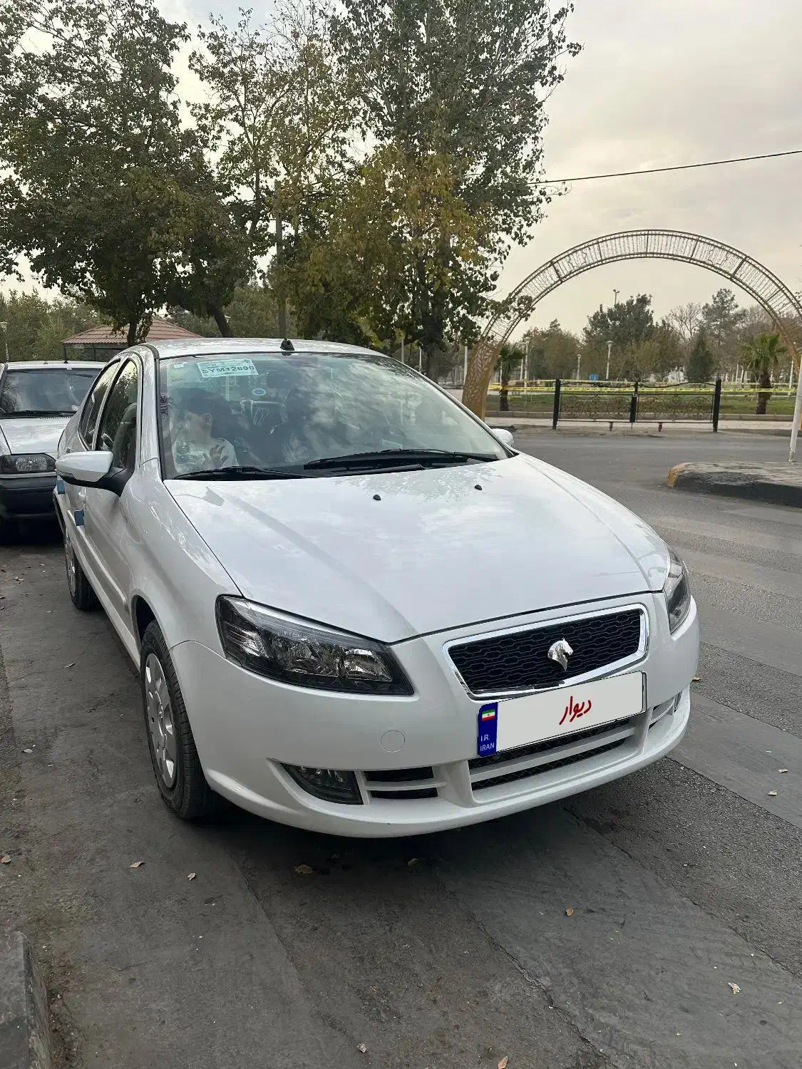 رانا پلاسtu5pفول صفر خشک1404|خودرو سواری و وانت|فولادشهر, B2|دیوار