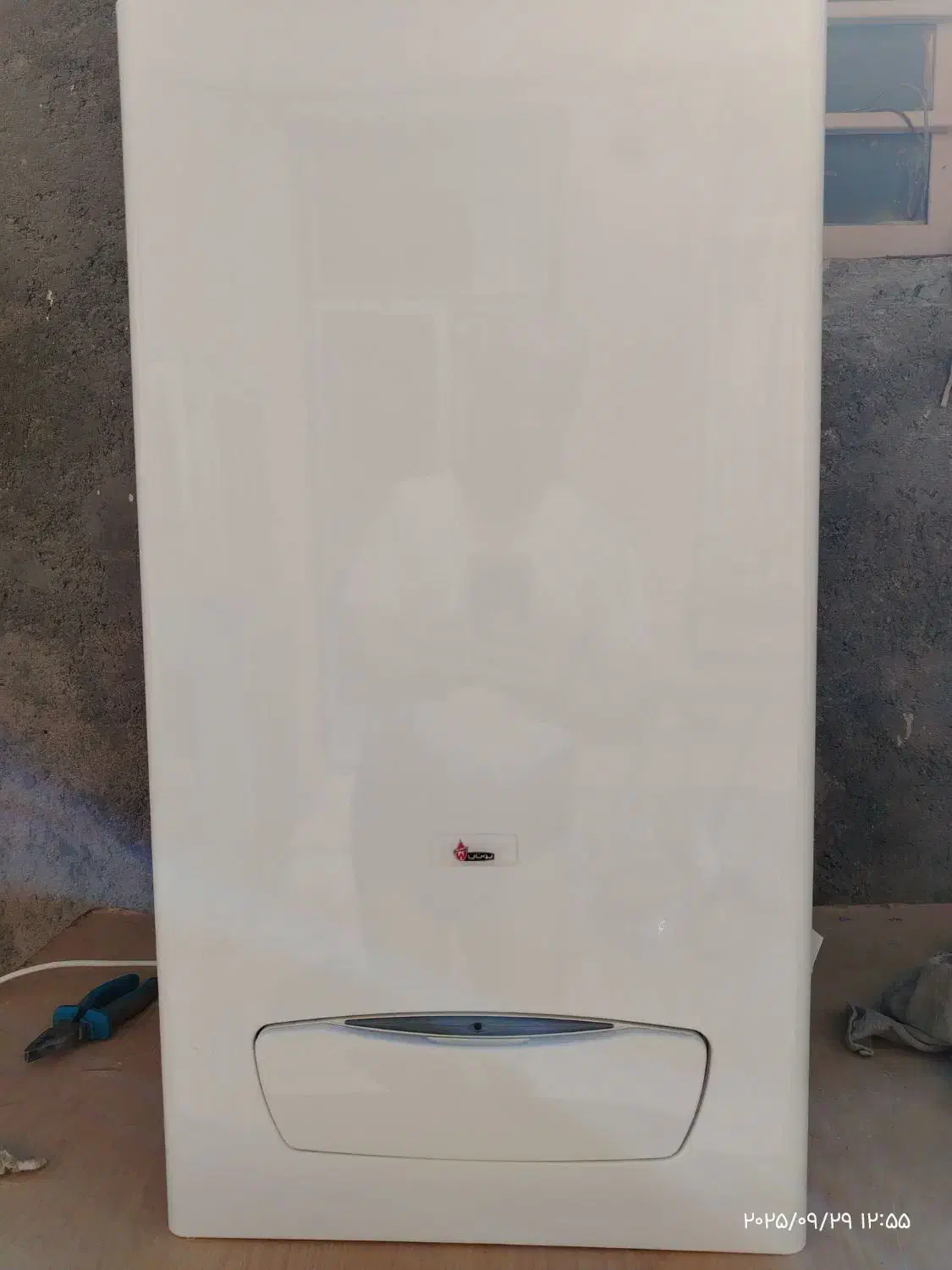 پکیج پرلا پرو 28000 و ابگرمکن بوتان 3115|آبگرمکن، پکیج، شوفاژ|بیرجند, |دیوار