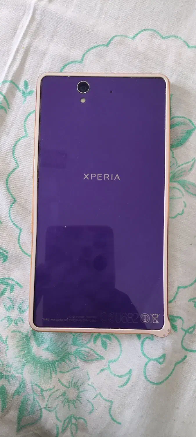 Sony Xperia Z|موبایل|تهران, قلمستان|دیوار