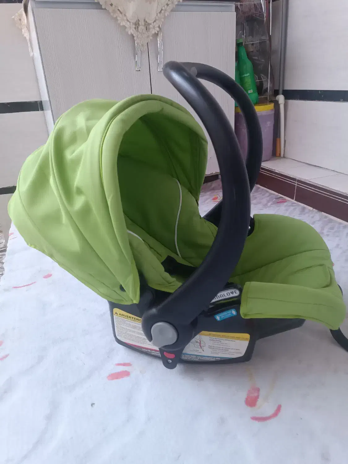 صندلی کودک|تخت و صندلی بچه|هشتگرد, شهرک راه آهن|دیوار