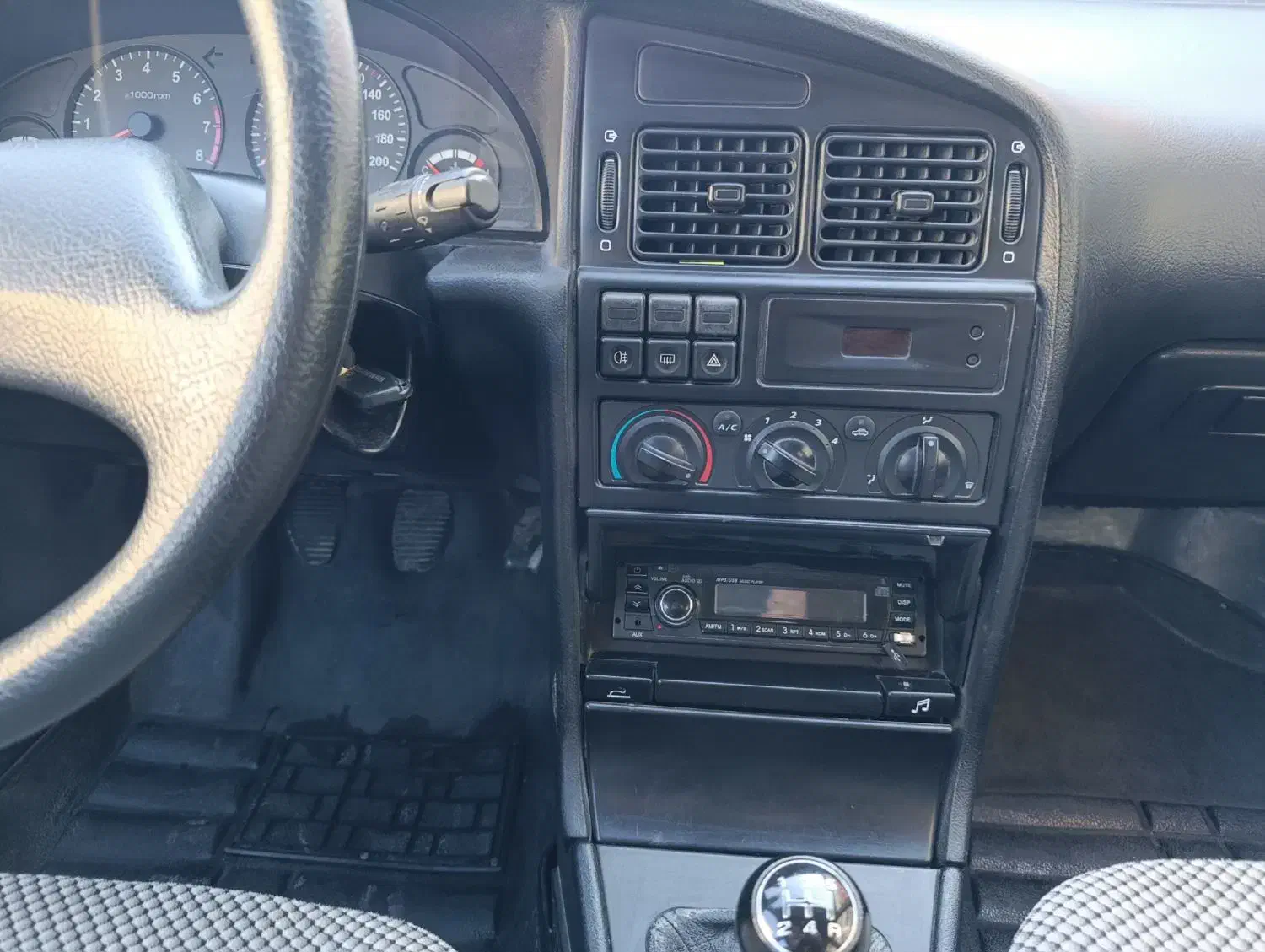 پژو 405عتیقه|خودرو سواری و وانت|میانه, |دیوار