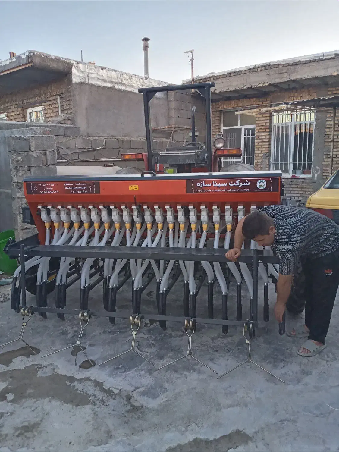 انجام کار کشت گندم|خدمات باغبانی و درختکاری|بیستون, |دیوار