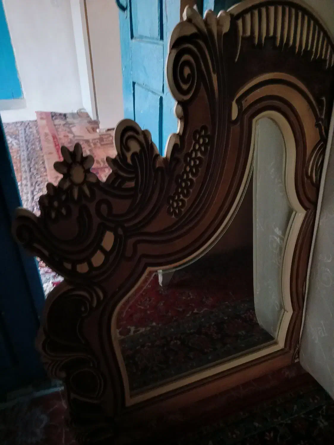 تخت ومیزآرایش|تخت و سرویس خواب|مشگین شهر, |دیوار