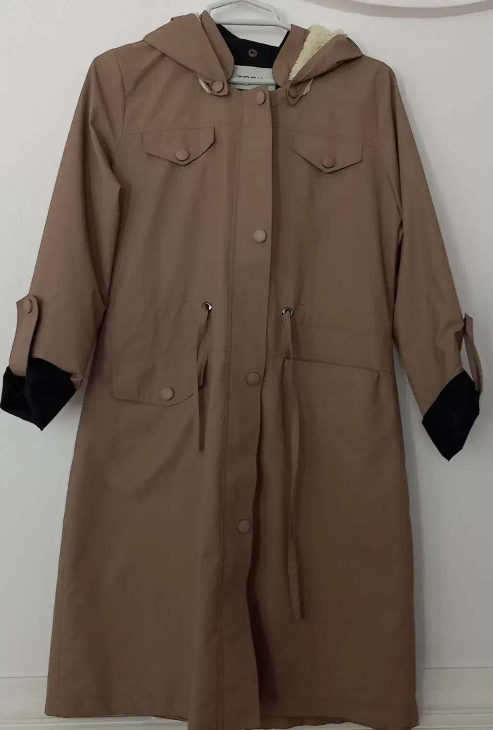 بارونی|لباس|تاکستان, |دیوار