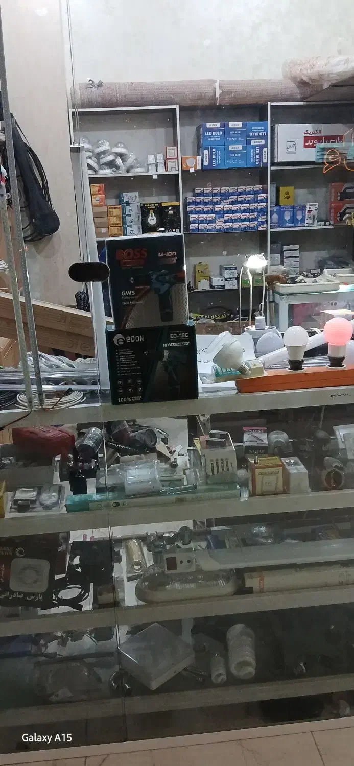 برقکار   رفع. اتصال  برق. و  تعمیرات.   ابشناسان|خدمات پیشه و مهارت|رباط‌کریم, مسکن مهر آبشناسان|دیوار