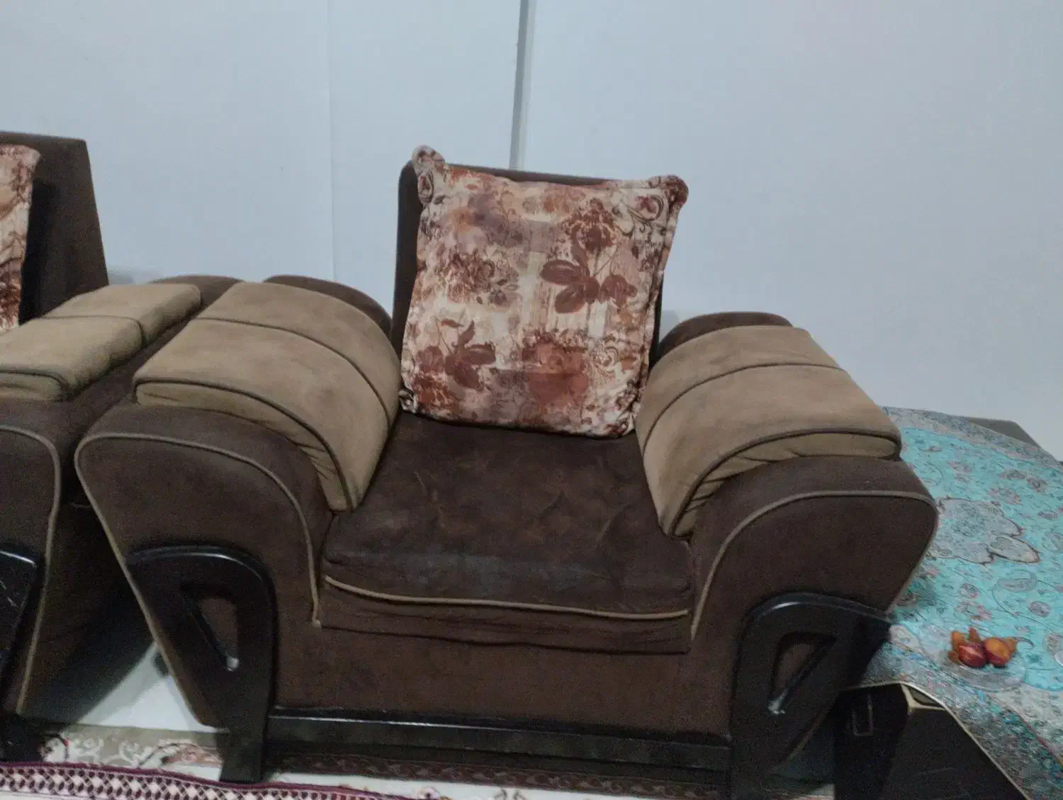 مبلمان راحتی|مبلمان خانگی و میز عسلی|فولادشهر, مسکن مهر فولادشهر|دیوار