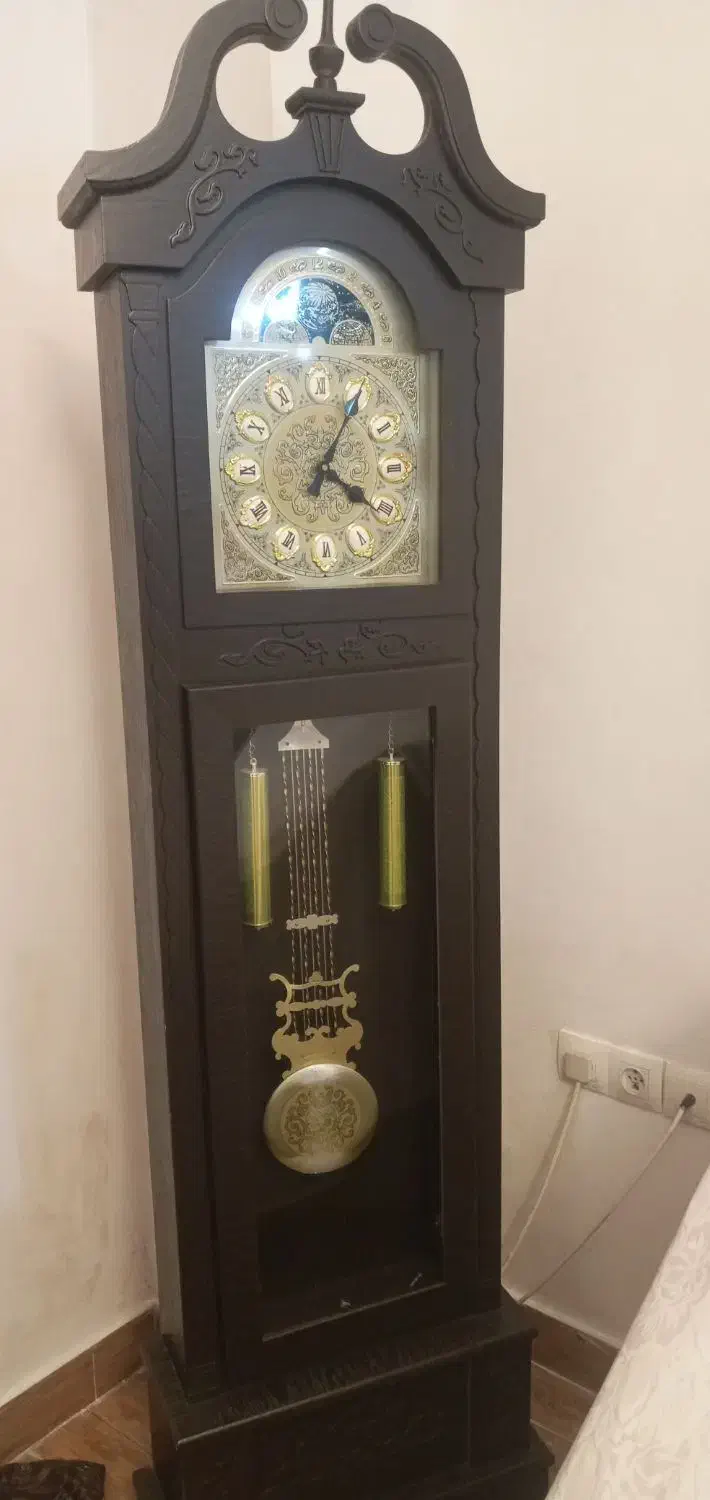 ساعت ایستاده|ساعت دیواری و تزئینی|رشت, رشتیان|دیوار