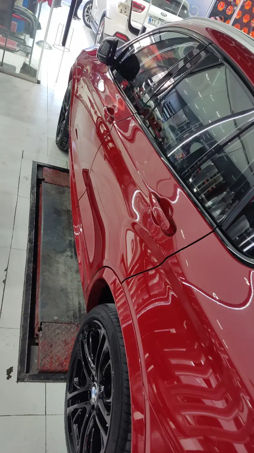 نصب شیشه دودی سیار (درمحل) آموزش شیشه دودی کامل|خدمات موتور و ماشین|تبریز, |دیوار