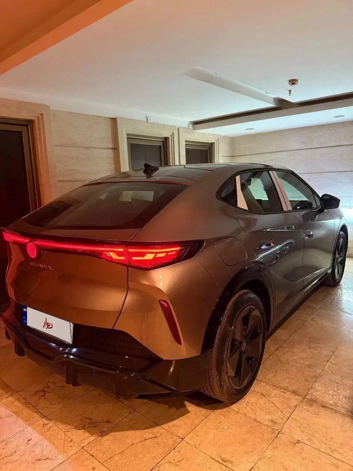 Id unyx pure/ فولکس ایدی یونیکس پیور|خودرو سواری و وانت|مشهد, ملکآباد|دیوار