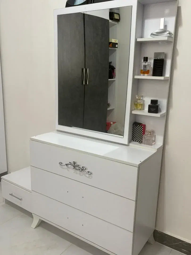 سرویس خواب کامل|تخت و سرویس خواب|صومعهسرا, |دیوار