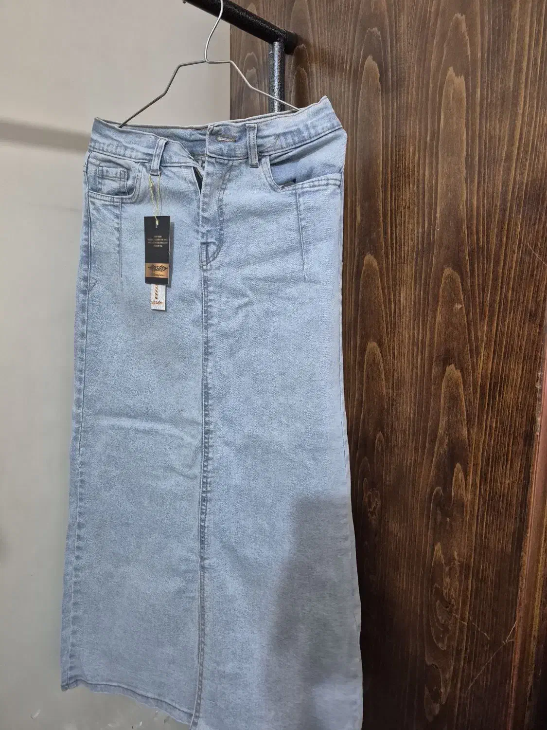 لباس|لباس|اندیمشک, |دیوار