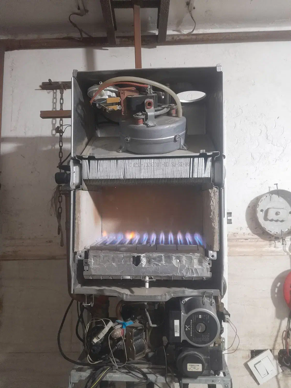 پکیج ۲۴هزار اپتیما|آبگرمکن، پکیج، شوفاژ|اراک, |دیوار