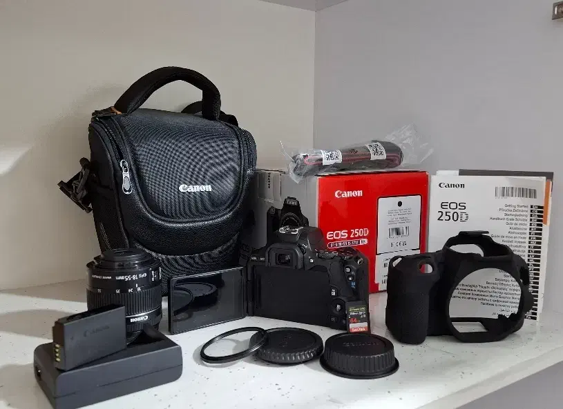 Canon 250d دوربین کنون|دوربین عکاسی و فیلمبرداری|تهران, چیتگر جنوبی|دیوار