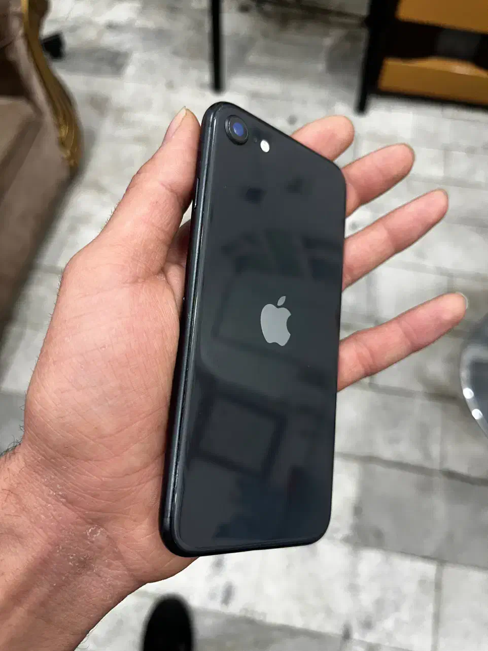 ایفون se2020|موبایل|قروه, |دیوار