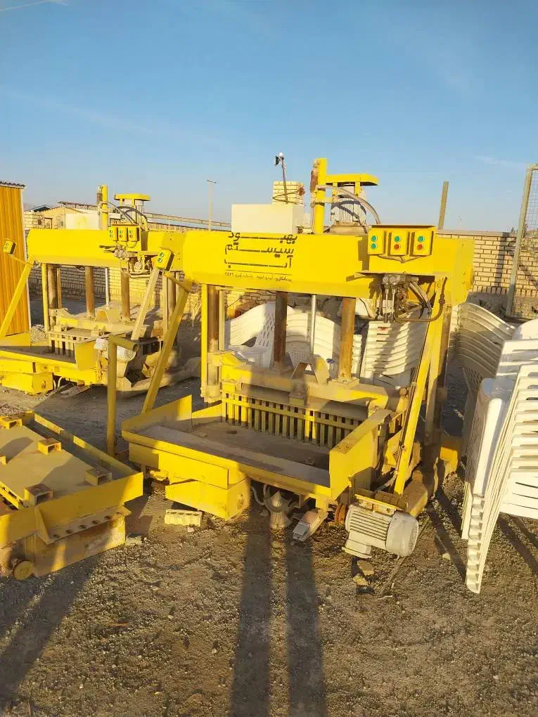 دستگاه بلوک زن|ماشین‌آلات صنعتی|بیرجند, |دیوار