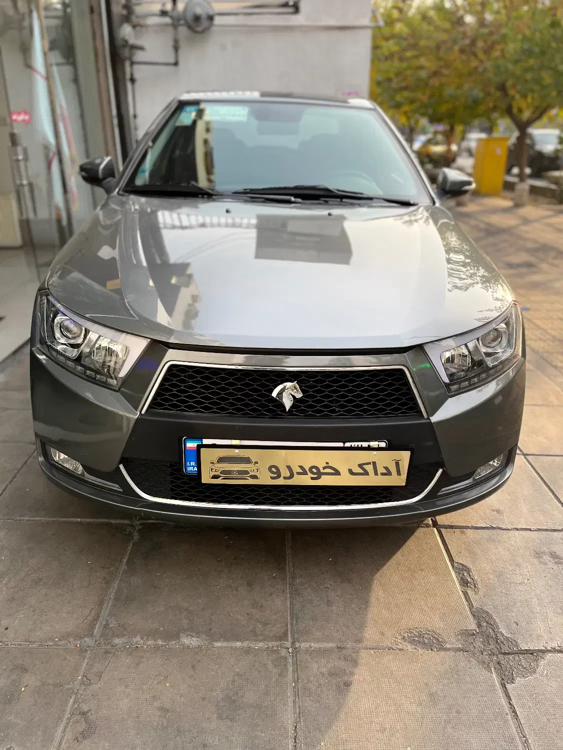 دنا پلاس بورسی ۶دنده ESP مشکی سفید * رینگ مدل ۱۴۰۴|خودرو سواری و وانت|تهران, نصرت|دیوار