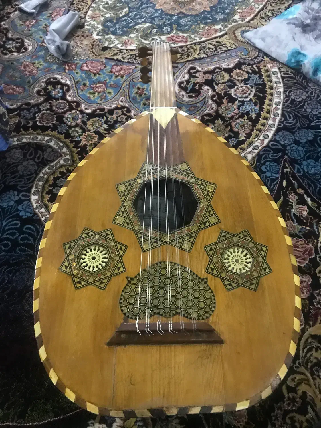 عود|سازهای سنتی|قشم, |دیوار