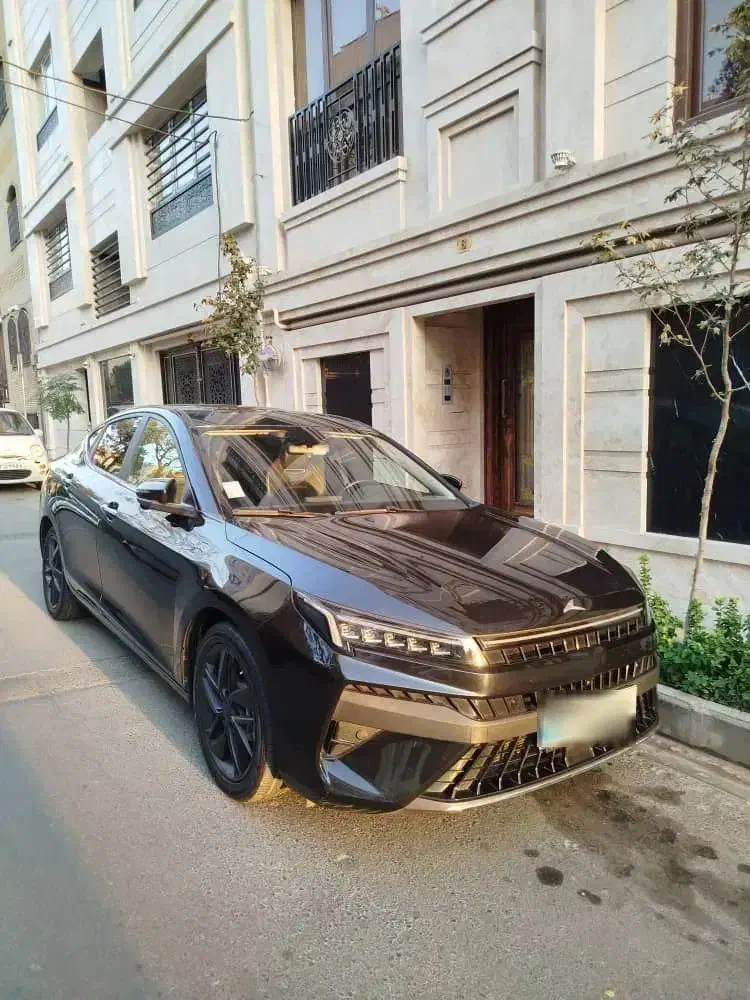 کی ام سی|خودرو سواری و وانت|تهران, نیروی هوایی (پیروزی)|دیوار