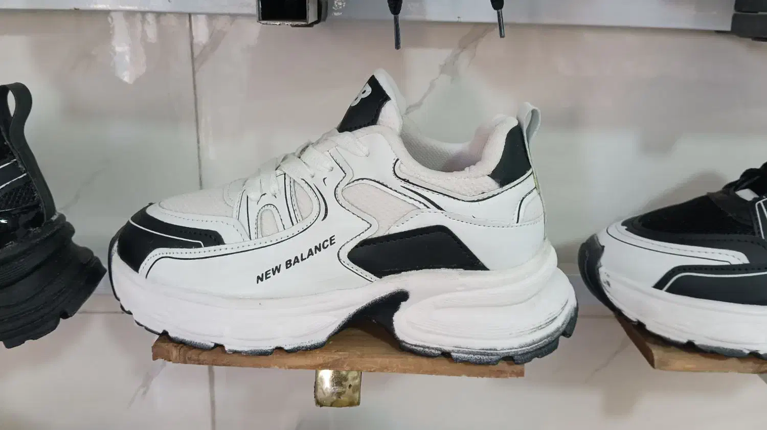 کفش کمپینگ لژ پنج سانتی|کوهنوردی و کمپینگ|سبزوار, شهرک ابوذر|دیوار