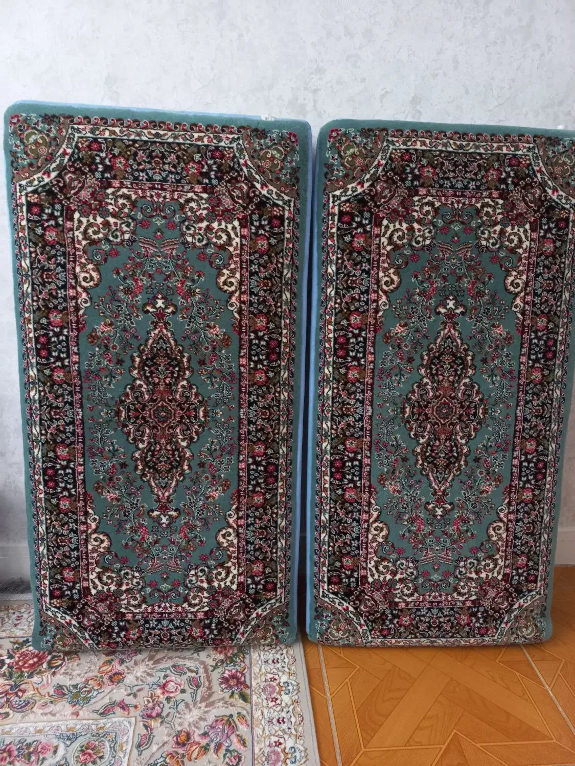 یک جفت پشتی|پشتی|اسلامشهر, مسکن مهر اسلاشهر (شهرک امام خمینی)|دیوار