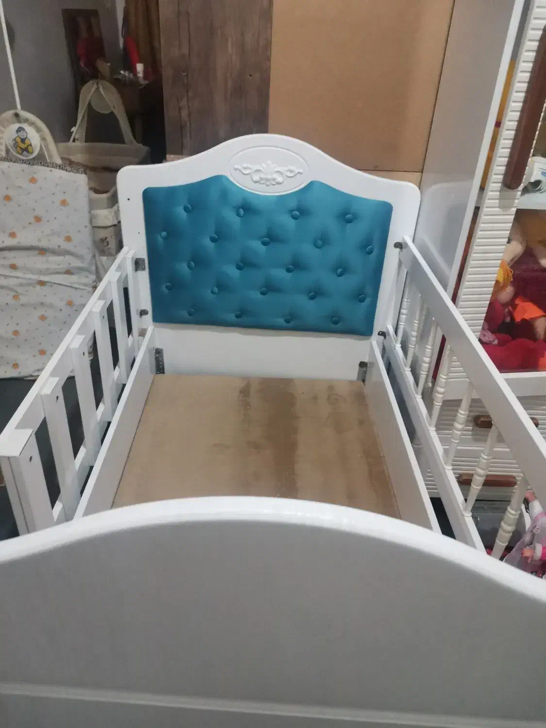 تخت کودک|تخت و صندلی بچه|شیراز, فرگاز|دیوار