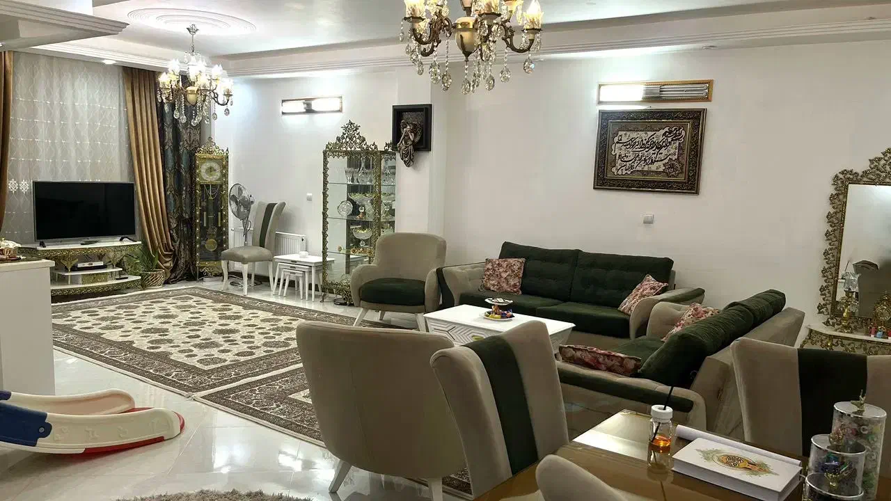 ۹۹ متر آپارتمان/ شیک و کم واحد/ اوایل طالاقانی|فروش آپارتمان|ساوه, |دیوار