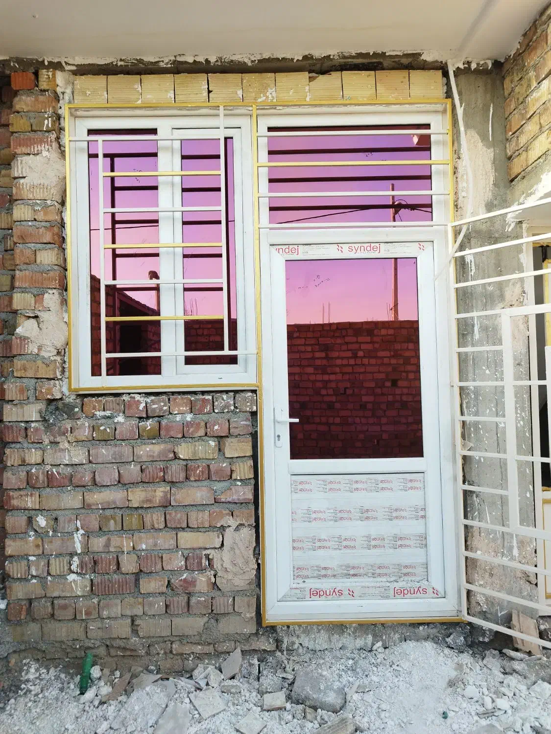 درب و پنجره دوجداره upvc|خدمات پیشه و مهارت|ایرانشهر, |دیوار