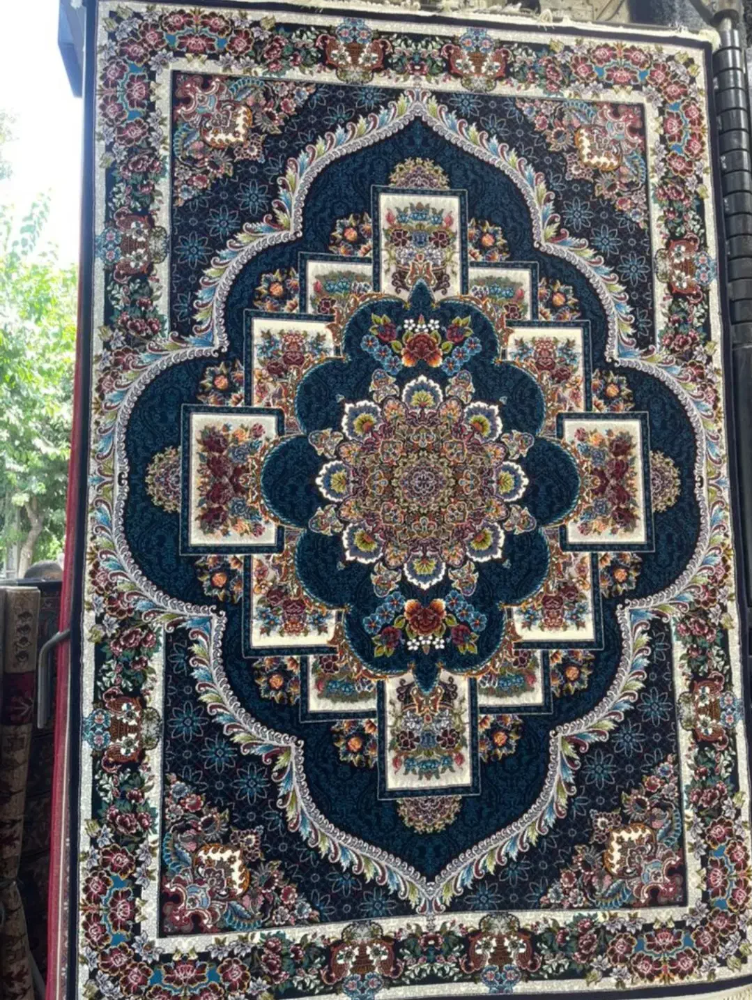 فرش سلیمان فروشگاه تندیس ۲۱۳۴|فرش|قم, شاه ابراهیم|دیوار