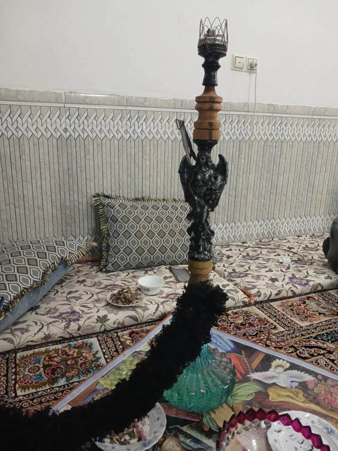 قلیان نو هستش دو سه ماه هست خریدم|صنایع دستی و سایر لوازم تزئینی|نیریز, |دیوار