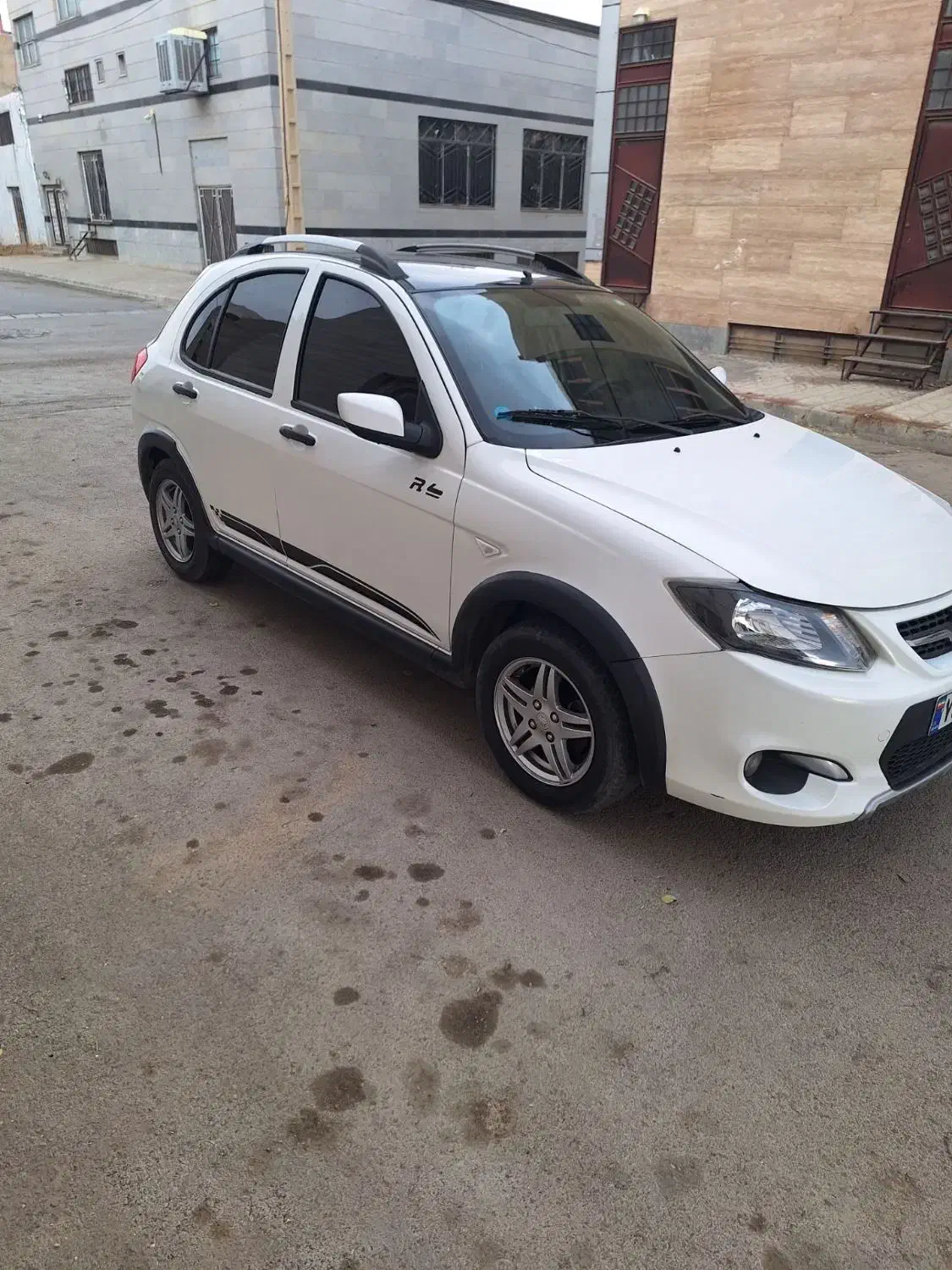 کویک ار سفید مشکی مدل۱۴۰۰|خودرو سواری و وانت|همدان, |دیوار