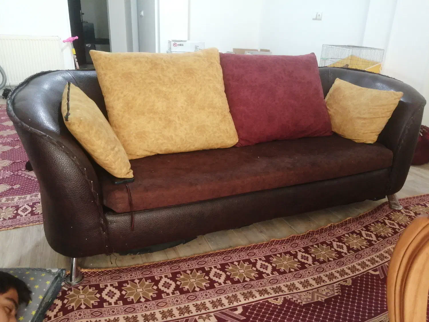 مبل چرم وپارچه|مبلمان خانگی و میز عسلی|شاهینشهر, عطار|دیوار