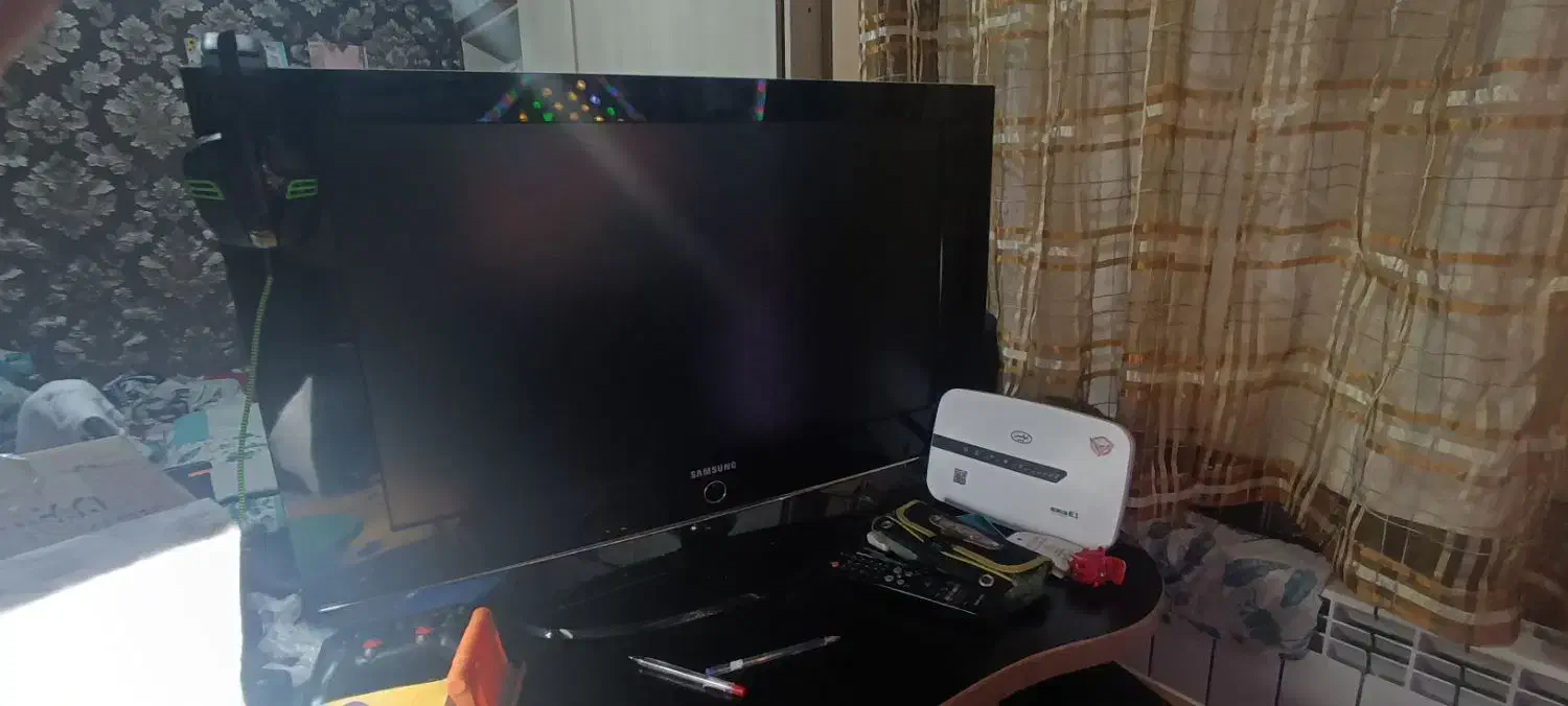 تلویزیون ۳۲ اینچ|تلویزیون و پروژکتور|گلبهار, شهر جدید گلبهار|دیوار