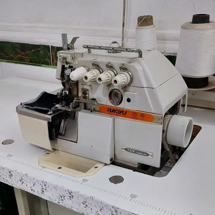 سر دوز صنعتی چهار نخ مگنت|چرخ خیاطی و ریسندگی|نظرآباد, نظرآباد|دیوار