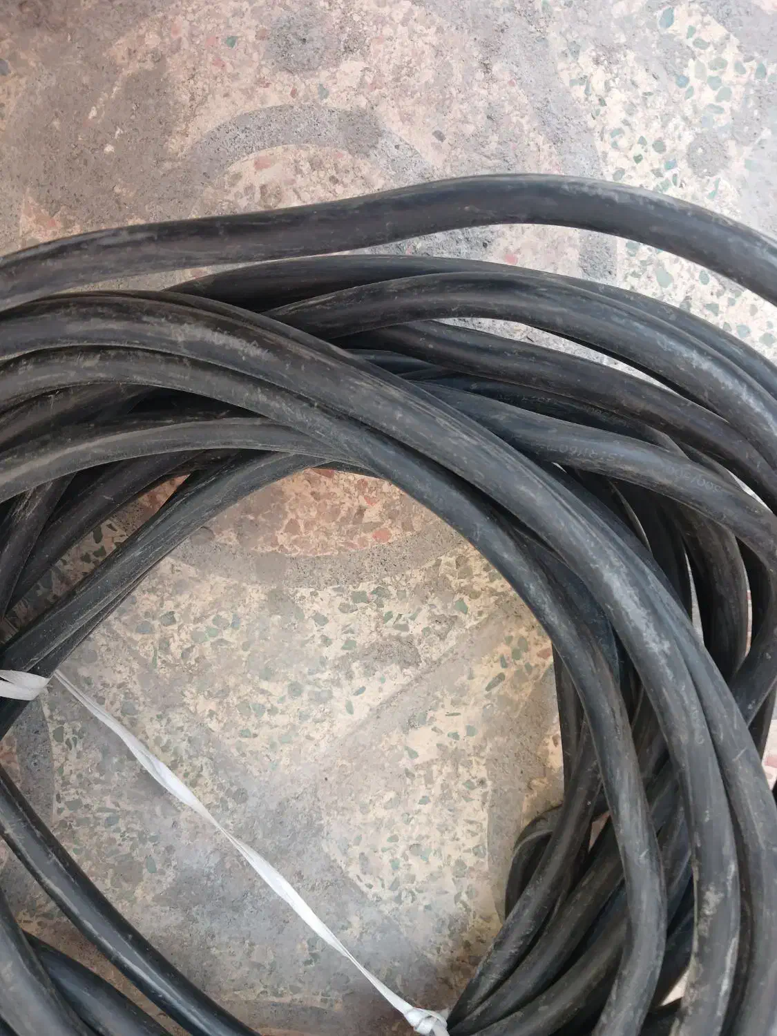 کابل برق|ابزارآلات|جیرفت, |دیوار