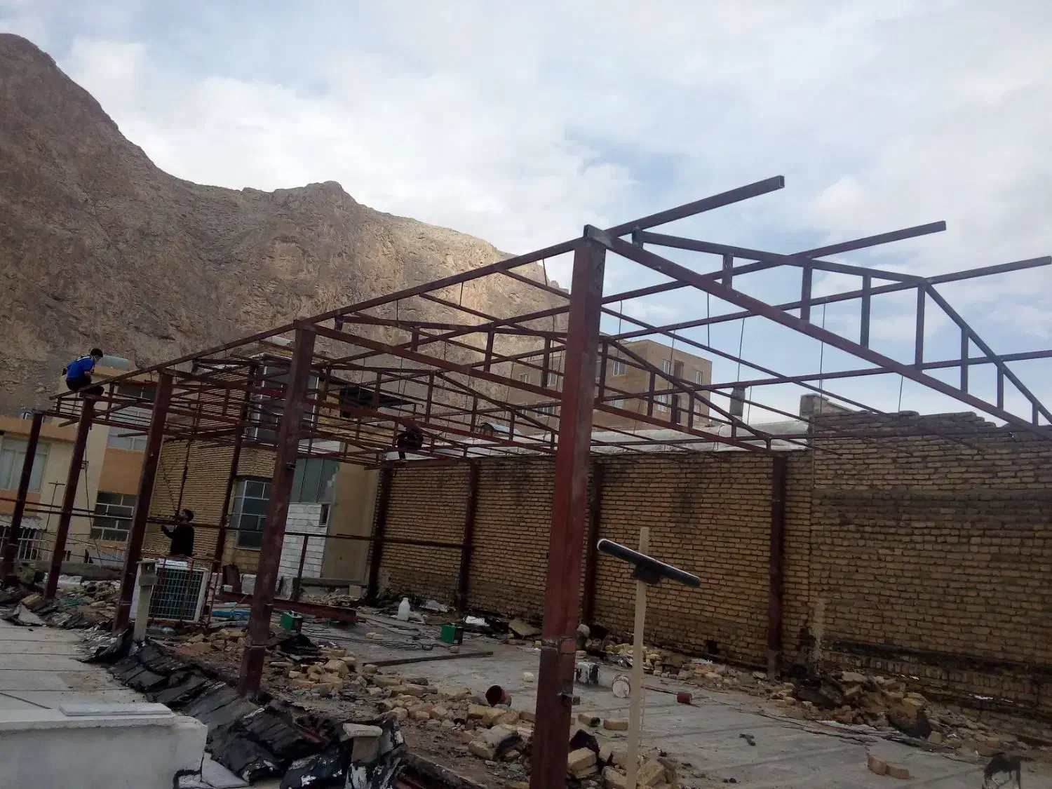 سبک سازی.آردواز.شیروانی صفرتاصدساختمان|خدمات پیشه و مهارت|کرمانشاه, |دیوار