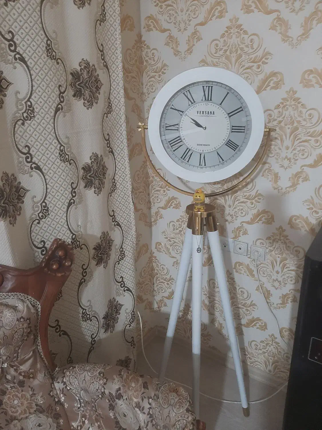 ساعت هم ایستاده هم دیواری|ساعت دیواری و تزئینی|اردبیل, |دیوار