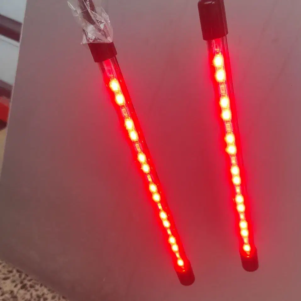 چراغ پروژکتور مخصوص رشد گل و گیاه|گل و گیاه طبیعی|دوگنبدان, |دیوار