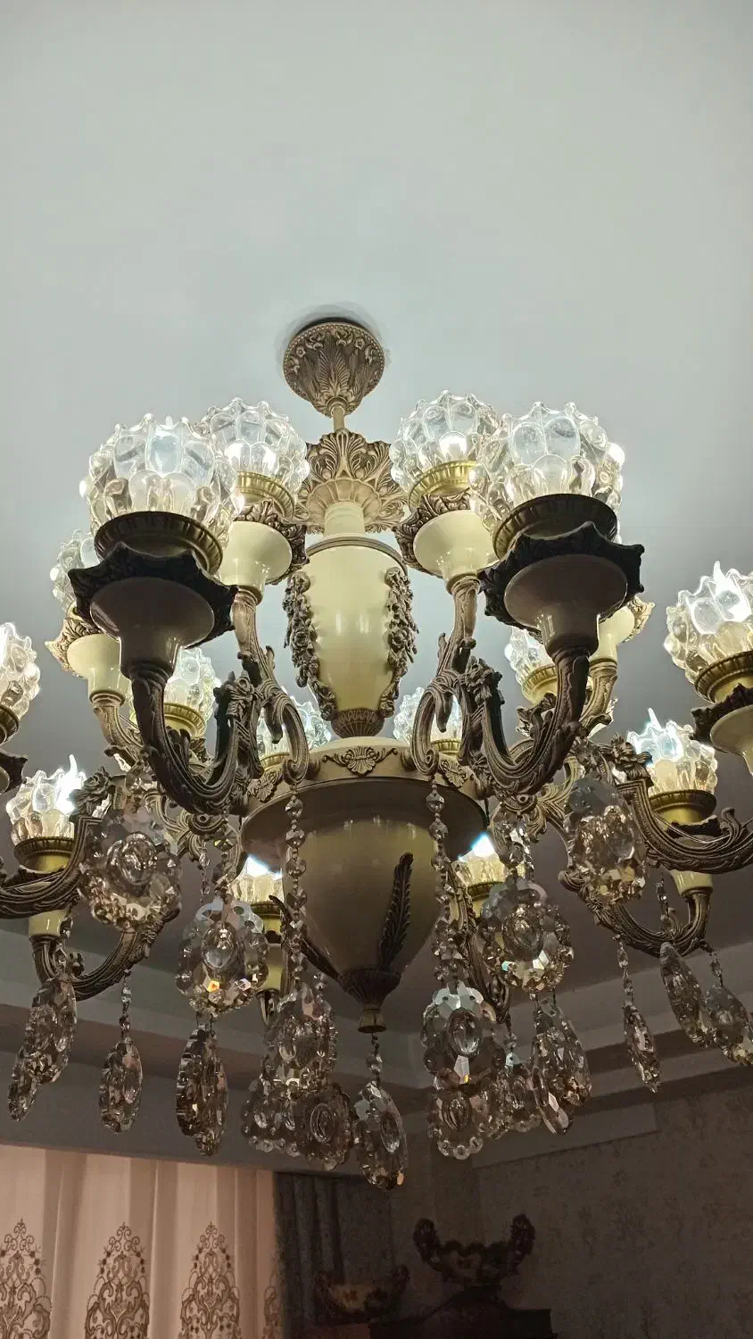 لوستر ۸شاخه برنز|لوستر و چراغ آویز|تبریز, |دیوار