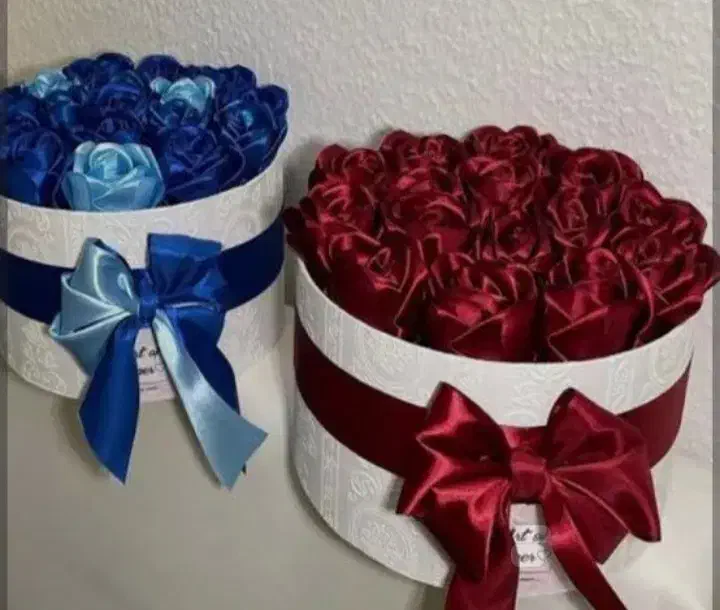 گل روبانی|گل مصنوعی|صحنه, |دیوار